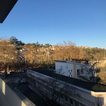 Chez Jean-claude, Vue Panoramique Au Reveil 아파트